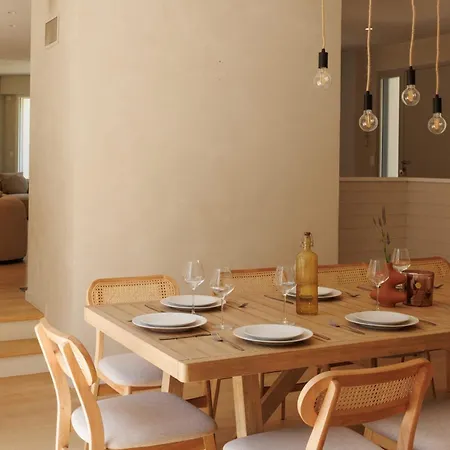 Villa Elegant For 10 With Pool In The Heart Of An Ocean-view Setting *