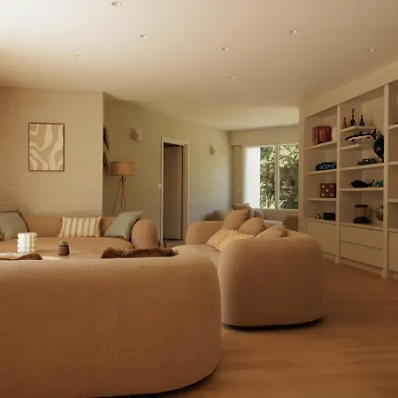 Villa Elegant For 10 With Pool In The Heart Of An Ocean-view Setting Talmont-Saint-Hilaire