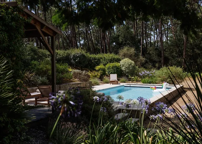 וילה Elegant For 10 With Pool In The Heart Of An Ocean-view Setting